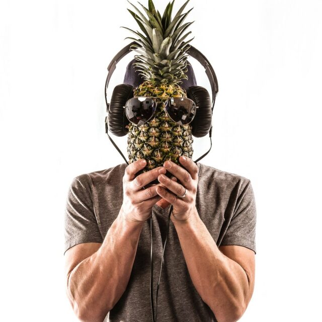 TADAMMM 💥!
Après des mois et des mois de travail... je vous présente mon tout nouveau site web 🐣 ! 
Encore quelques petits détails à régler avant l'ouverture des réservations. Mais j'y suis presque ! Pour les petits curieux, le lien du site est dans ma bio 😋.

C'est un site dédié à la téléconsultation diététique. Il y a aura aussi des ateliers de groupe par visio... Mais je ne vous en dit pas plus pour le moment 😉.

En attendant, bonne rentrée à tous ! 

#rentrée #entrepreneur #dieteticienne #nutrition #healthyfood #website